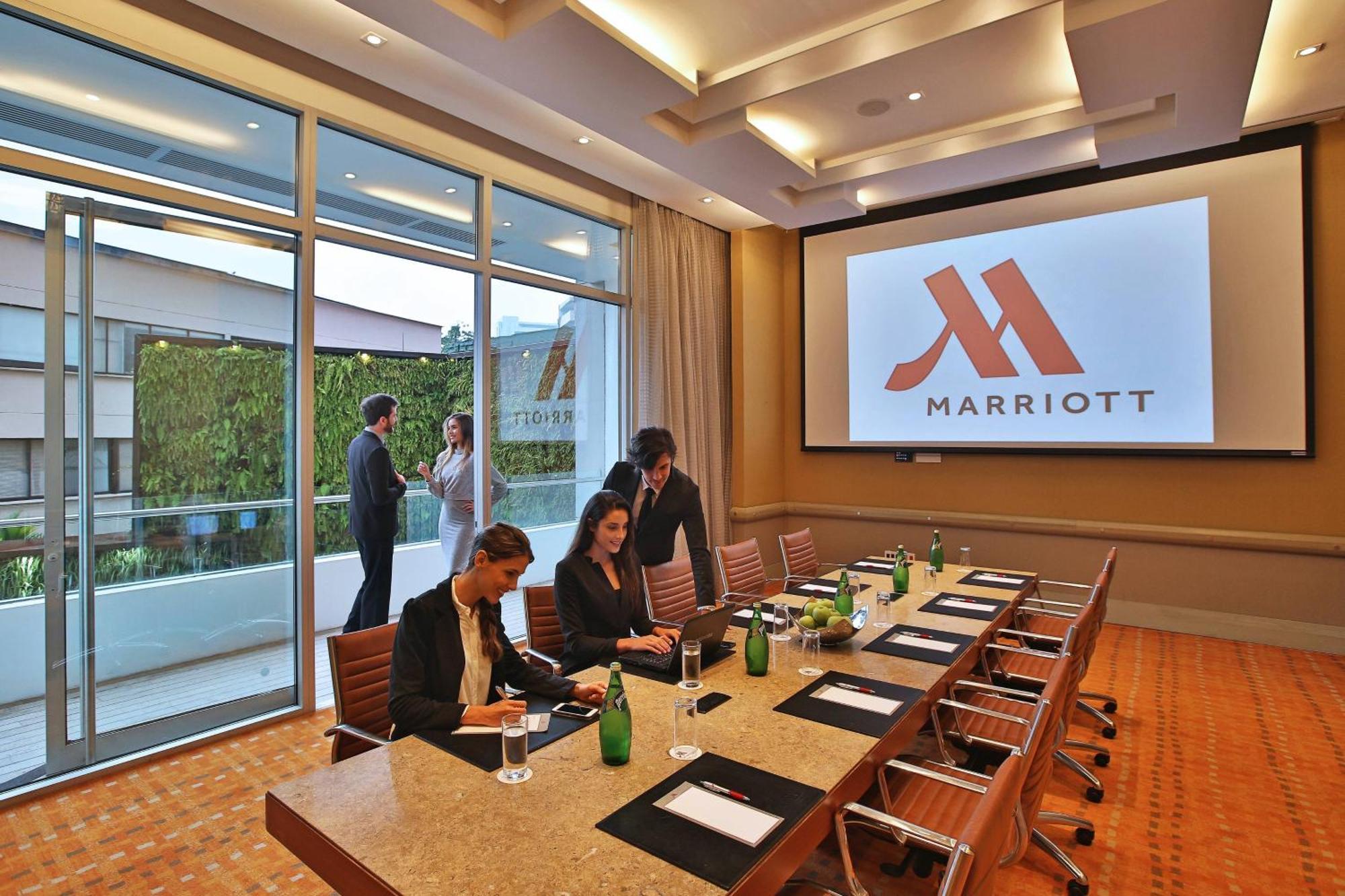Cali Marriott Hotel Exterior photo